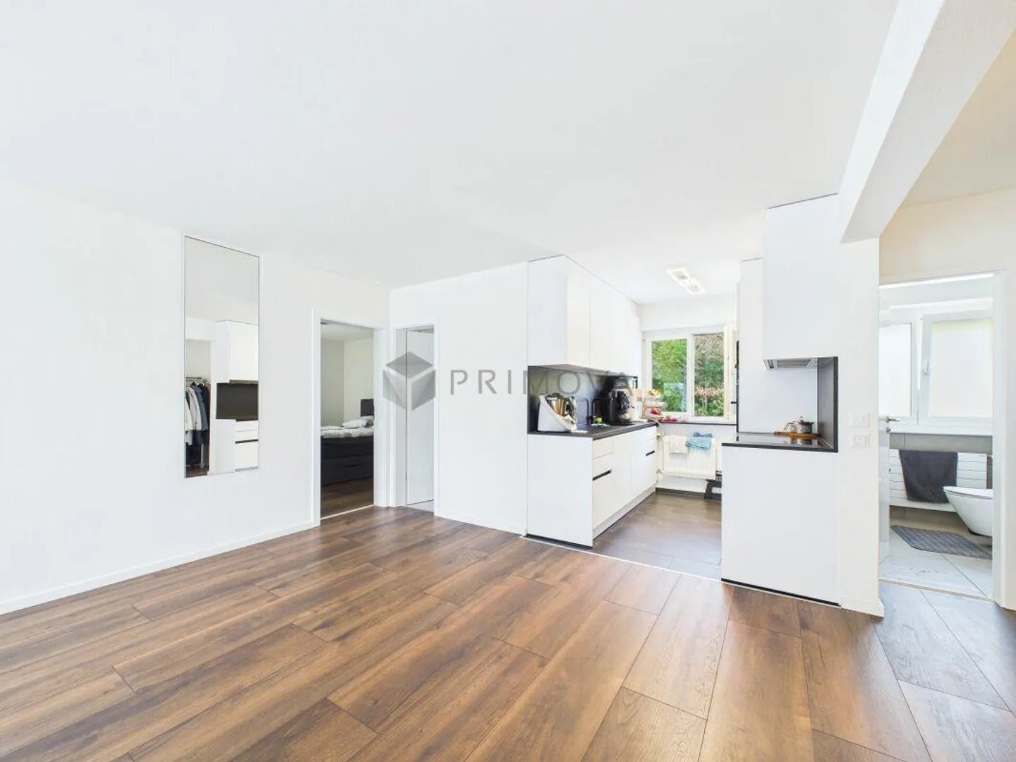 Geräumiges Familienhaus mit Cheminée - Foto 4 von 12