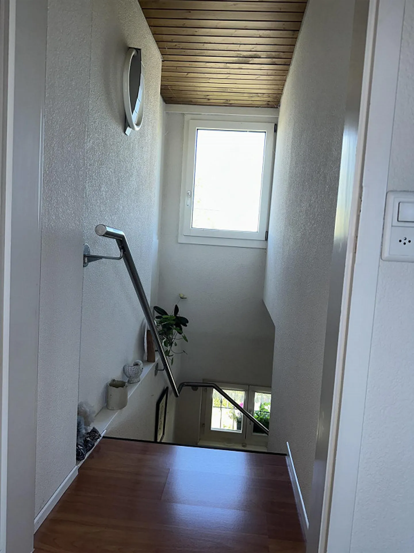 A bit older, but with a lot of charm: 5-room single-family house in Grossaffoltern - Photo 17 of 18
