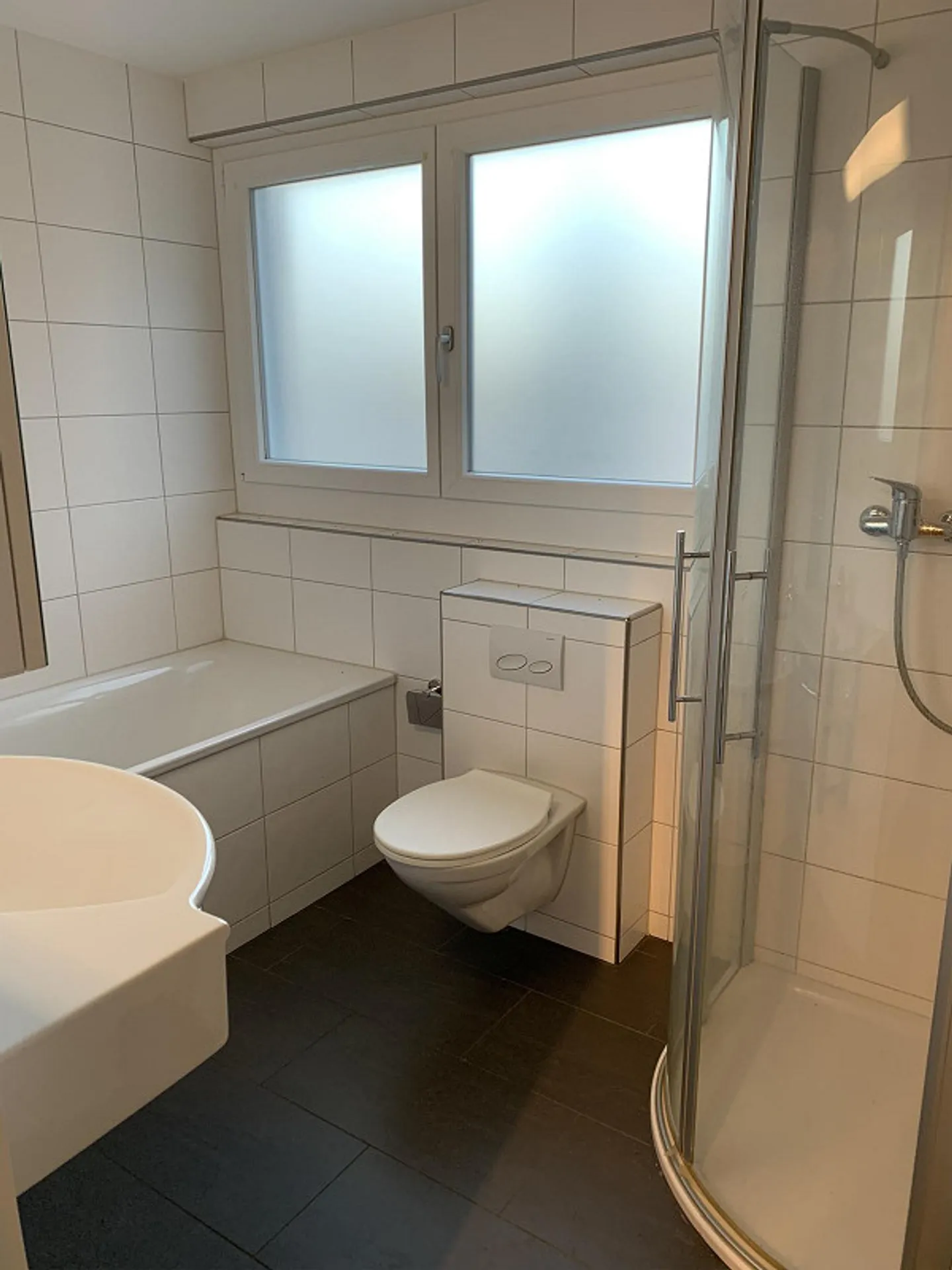 Appartement en duplex de 5,5 pièces situé au calme près de la gare - Photo 4 sur 16