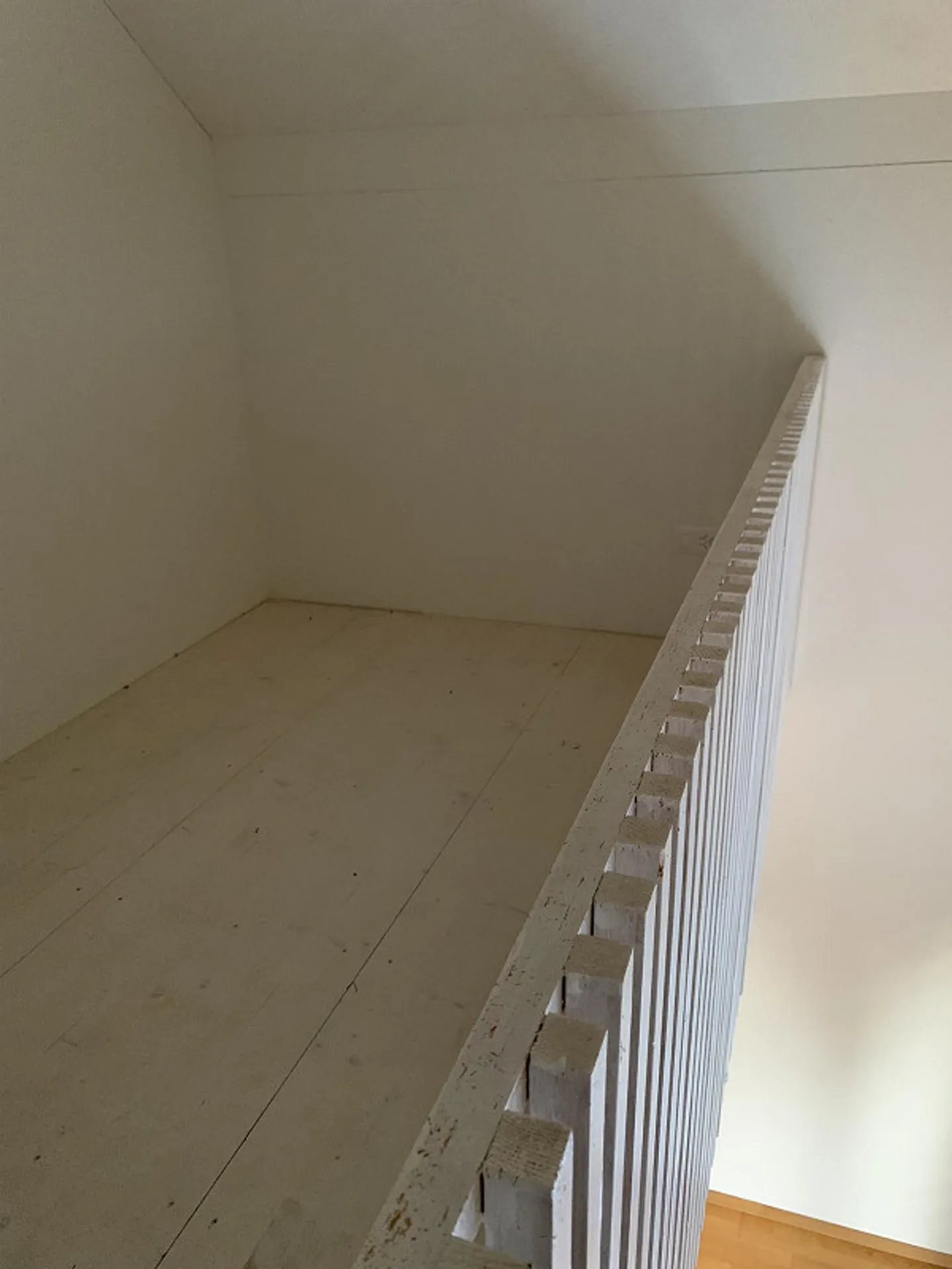 Appartement en duplex de 5,5 pièces situé au calme près de la gare - Photo 7 sur 16