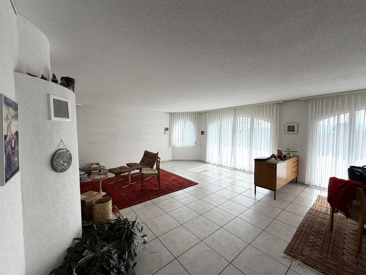 Appartement élégant dans un quartier résidentiel recherché ! - Photo 2 sur 11