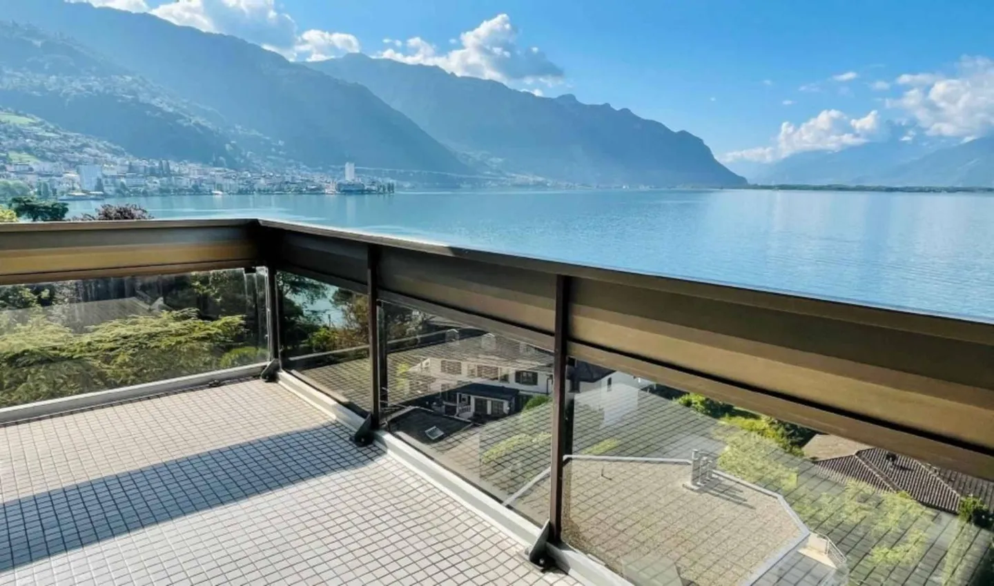 Appartamento con 3,5 stanze nel cuore di Clarens con vista panoramica mozzafiato - Foto 2 di 8