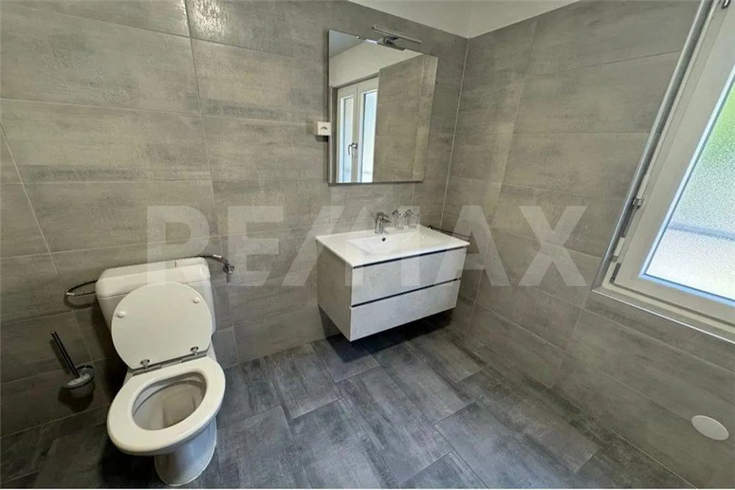 Single house for sale - Photo 9 of 13