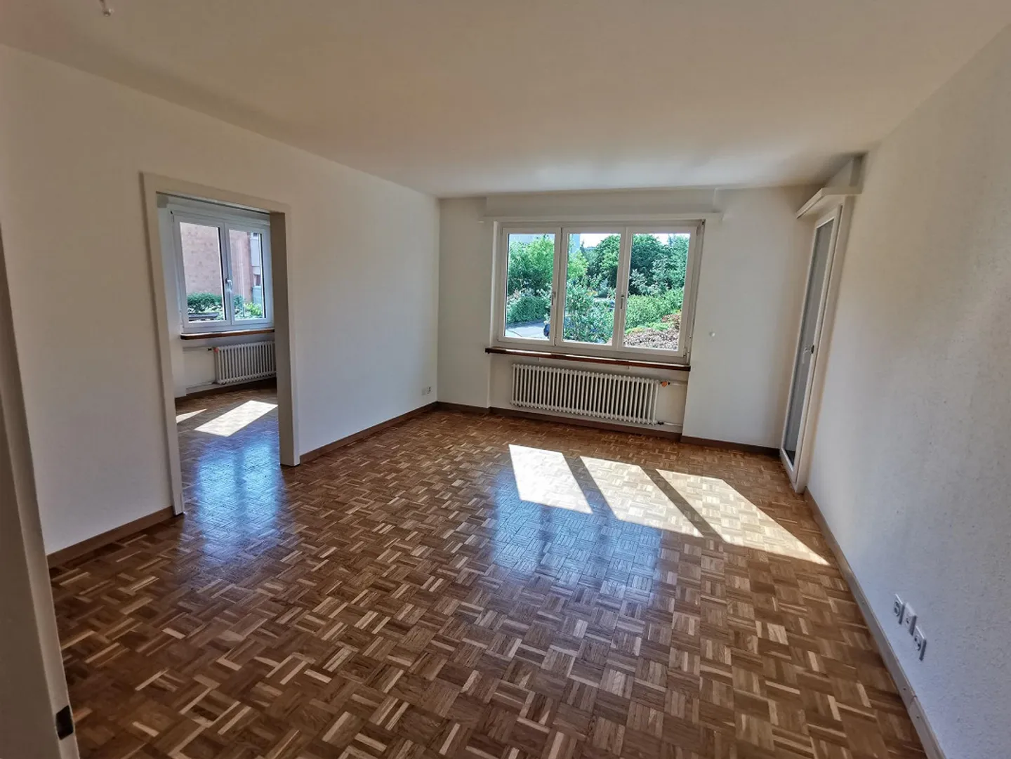 Bright 4-room apartment with comfort - Photo 2 of 12