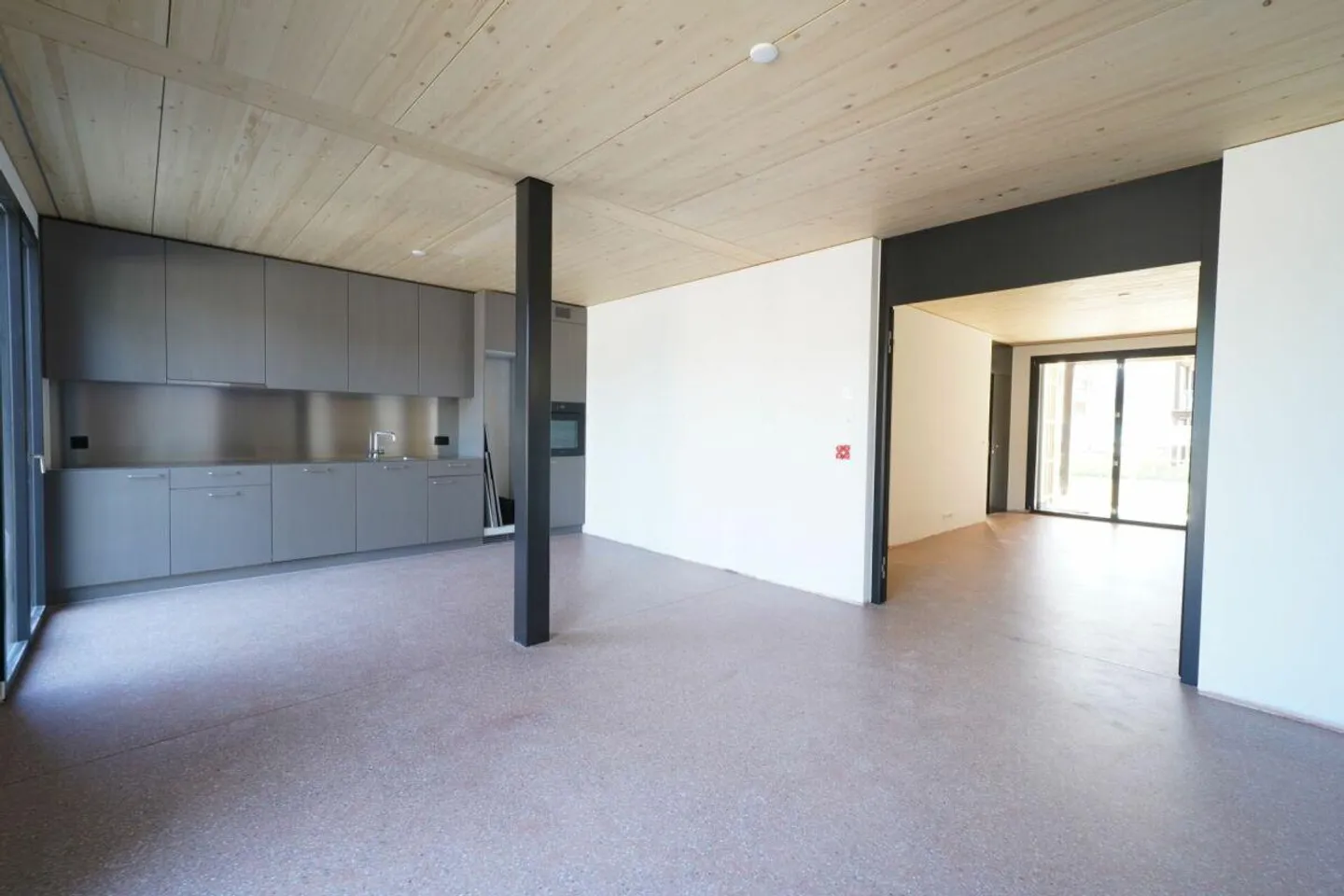Appartamento atelier nel quartiere suburbano di Schweighof - Foto 3 di 8