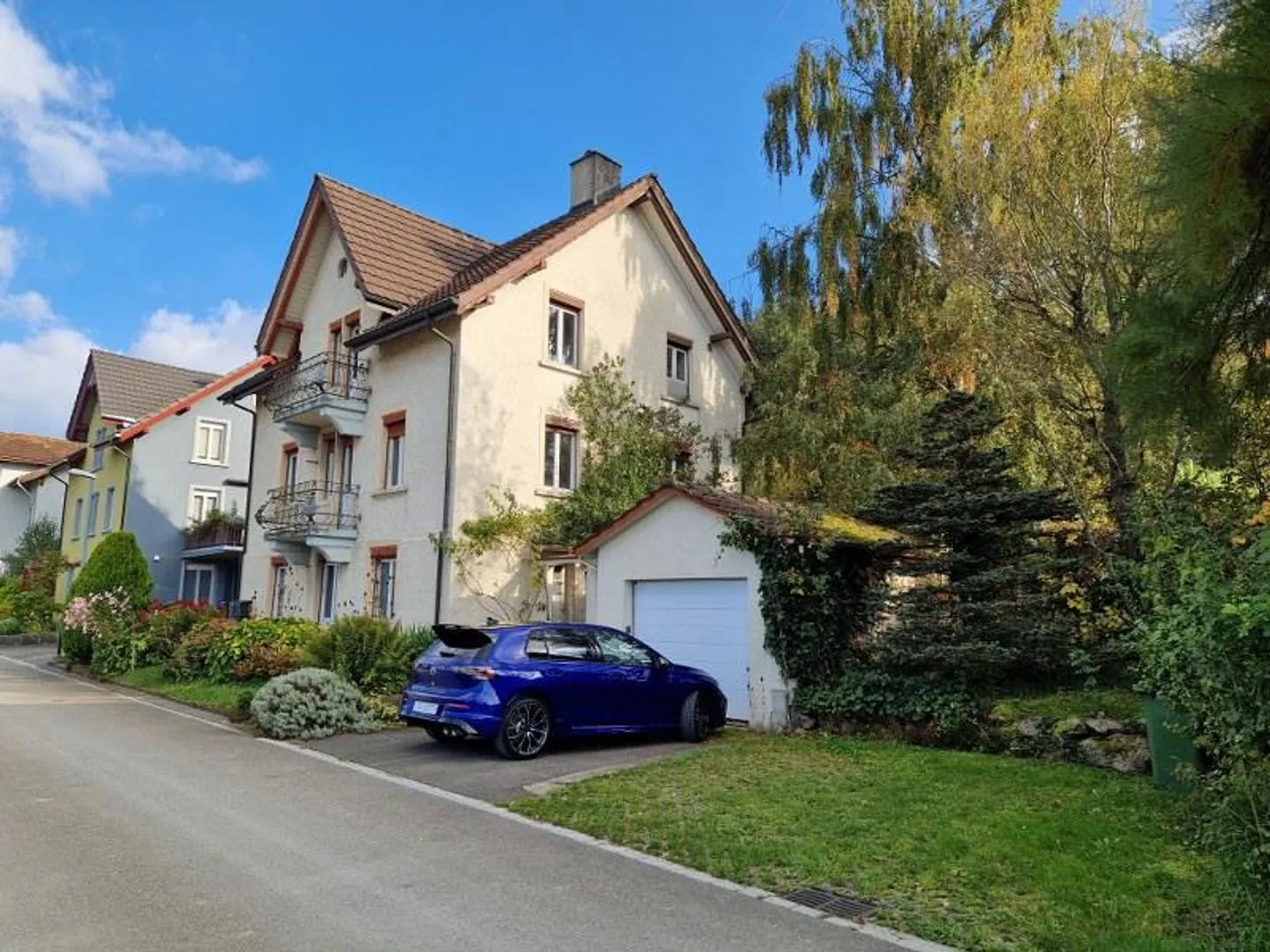 Wohnhaus mit Renovationspotenzial - Foto 2 von 30