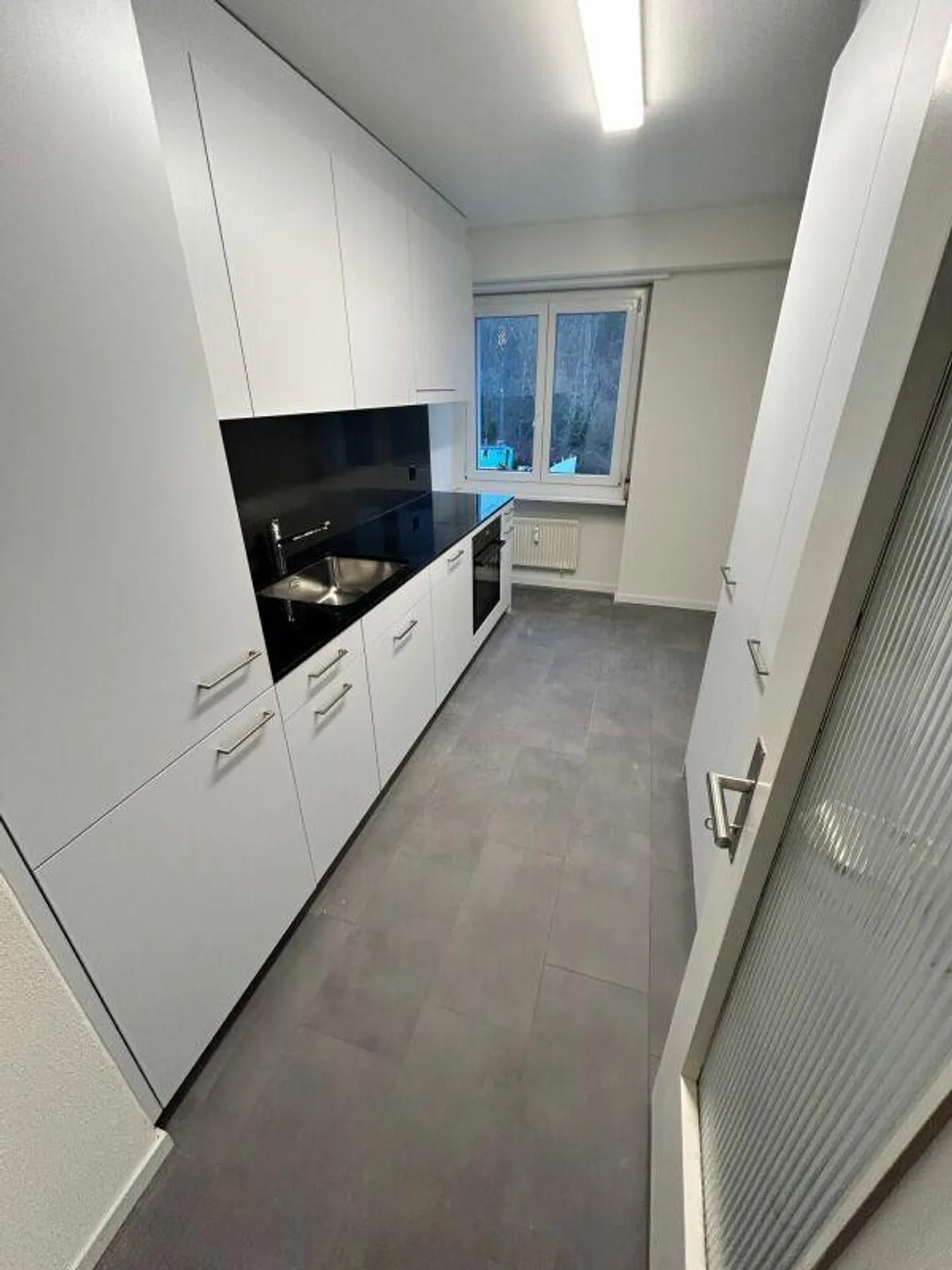 3.5-Room Apartment - Photo 3 of 10