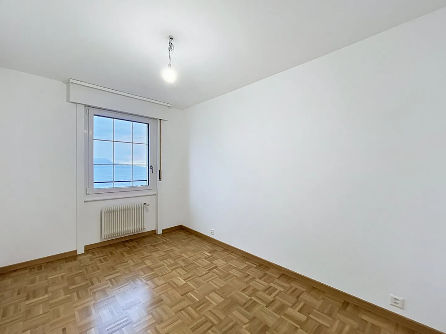 3.5 Room Apartment - Photo 9 of 12