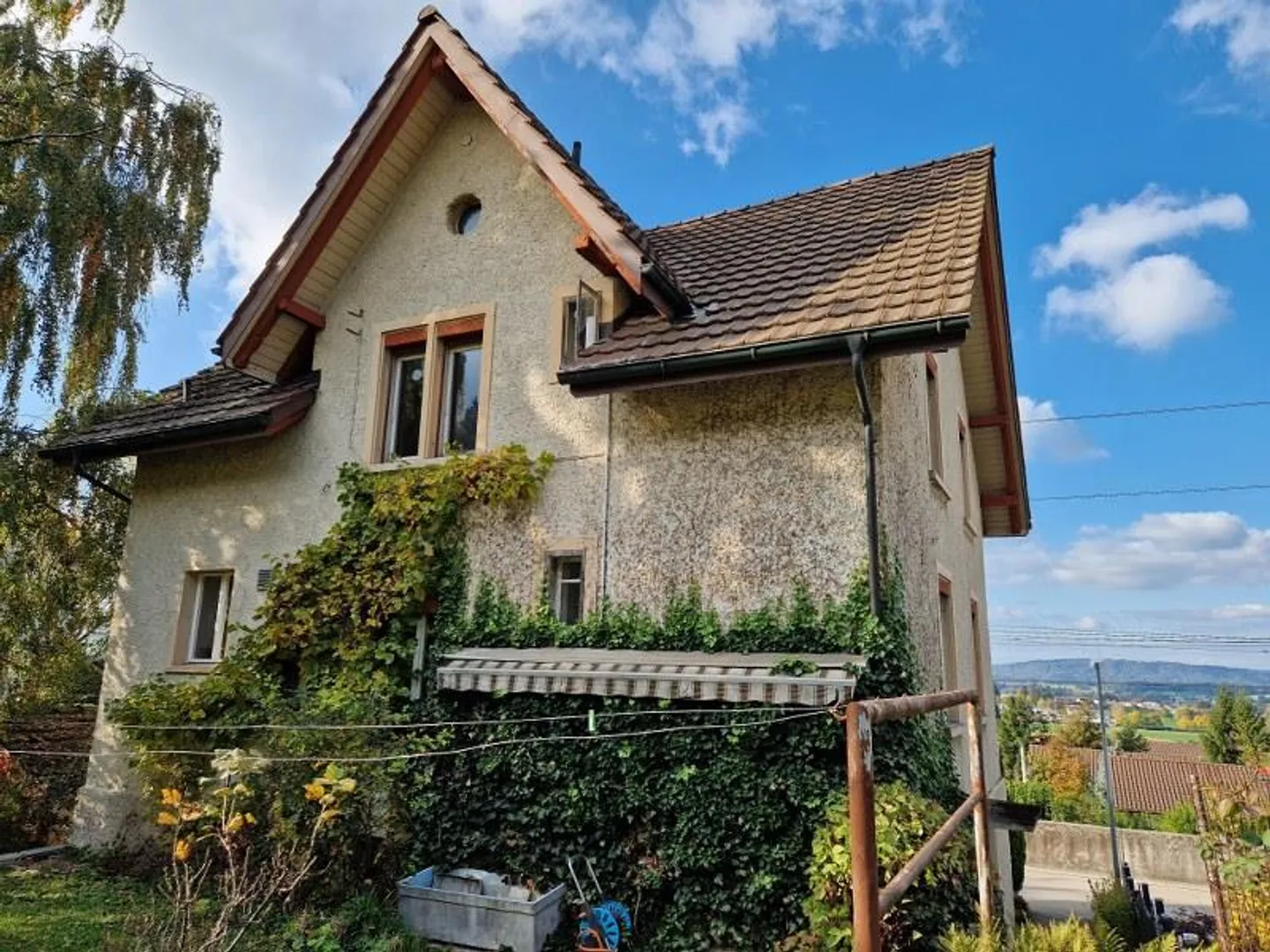 Wohnhaus mit Renovationspotenzial - Foto 7 von 30