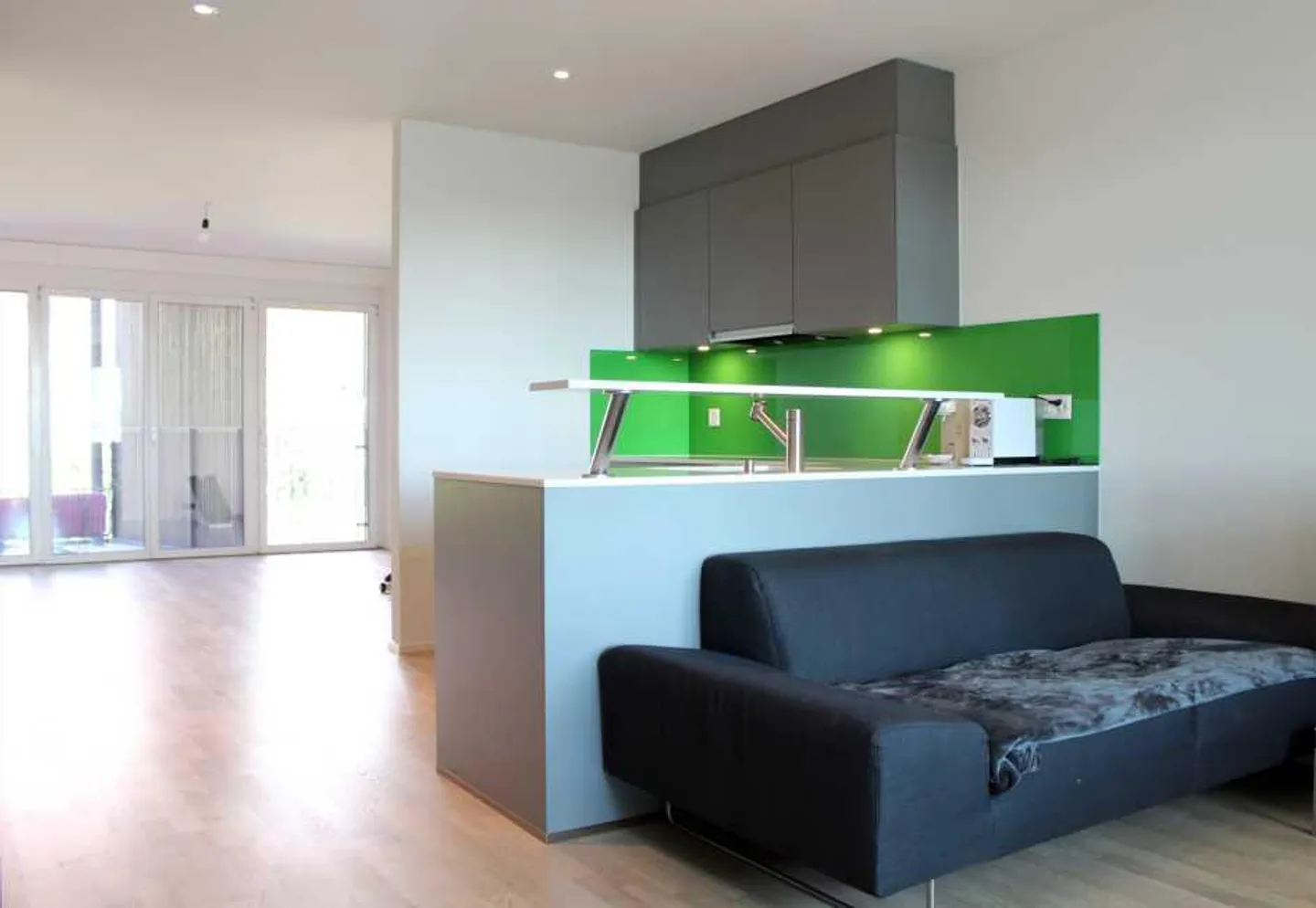 Top moderne, zentrale 2.5 Zimmer Minergie-Wohnung mit Blick ins Grüne - Foto 1 von 4