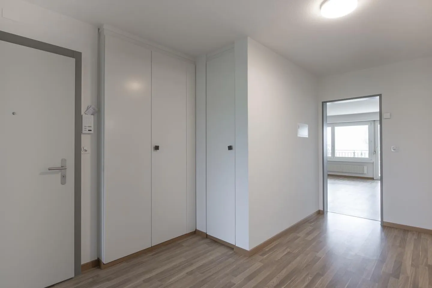 RENT WITHOUT DEPOSIT - Looking for your first apartment? - Photo 4 of 9