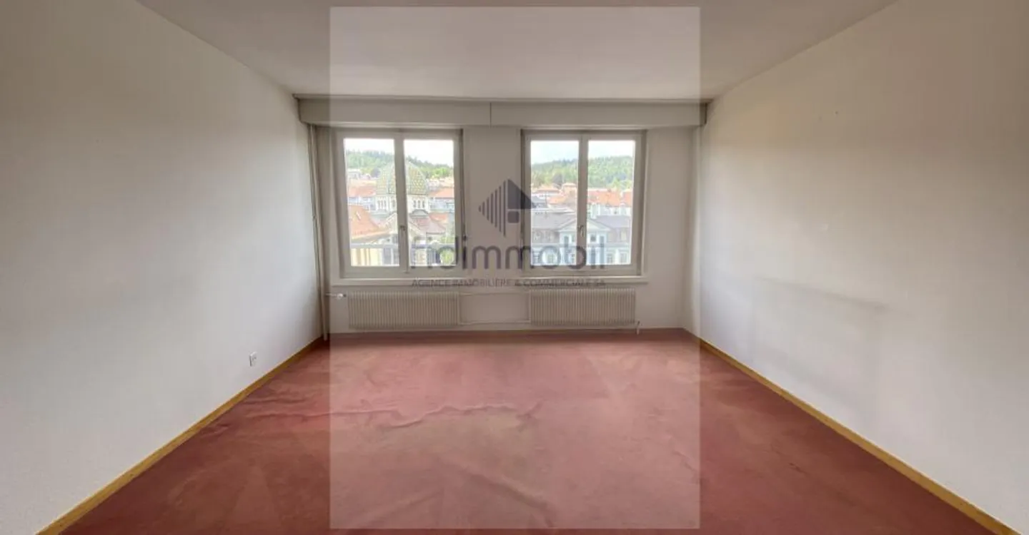 Wohnung mit einer Fläche von 144m2 zur Miete für Wohnzwecke oder Büros - Foto 8 von 10