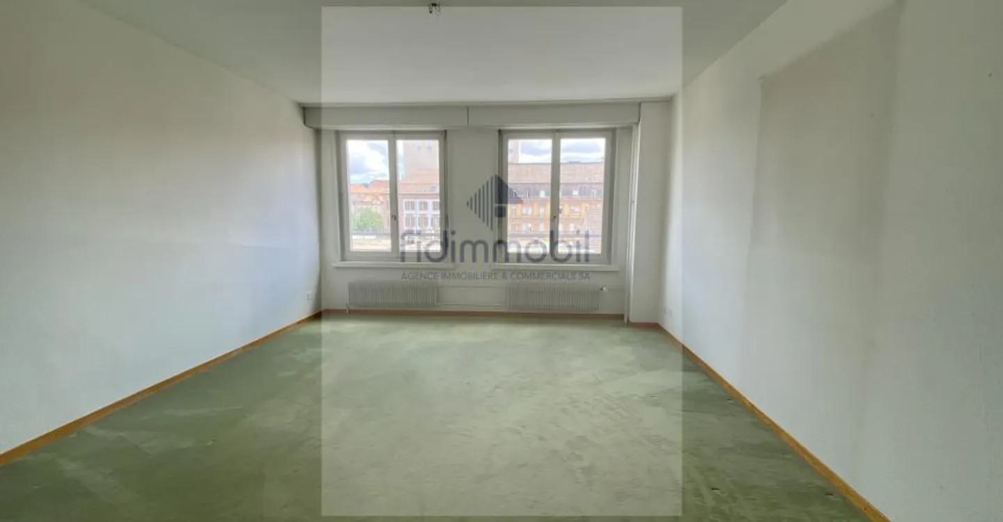 Wohnung mit einer Fläche von 144m2 zur Miete für Wohnzwecke oder Büros - Foto 5 von 10