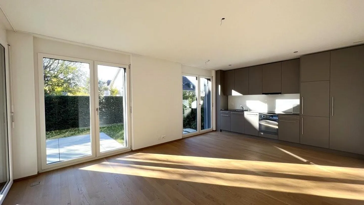 Moderne 2.5-Zimmerwohnung - Foto 2 von 6