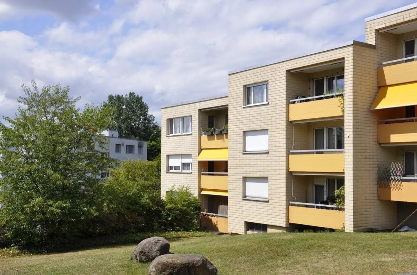 Motorcycle parking for rent! - Photo 1 of 1