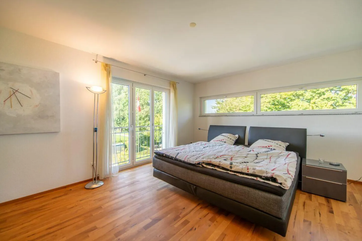 Lebensqualität pur: Freistehendes Einfamilienhaus mit Pool und Garten - Foto 10 von 23