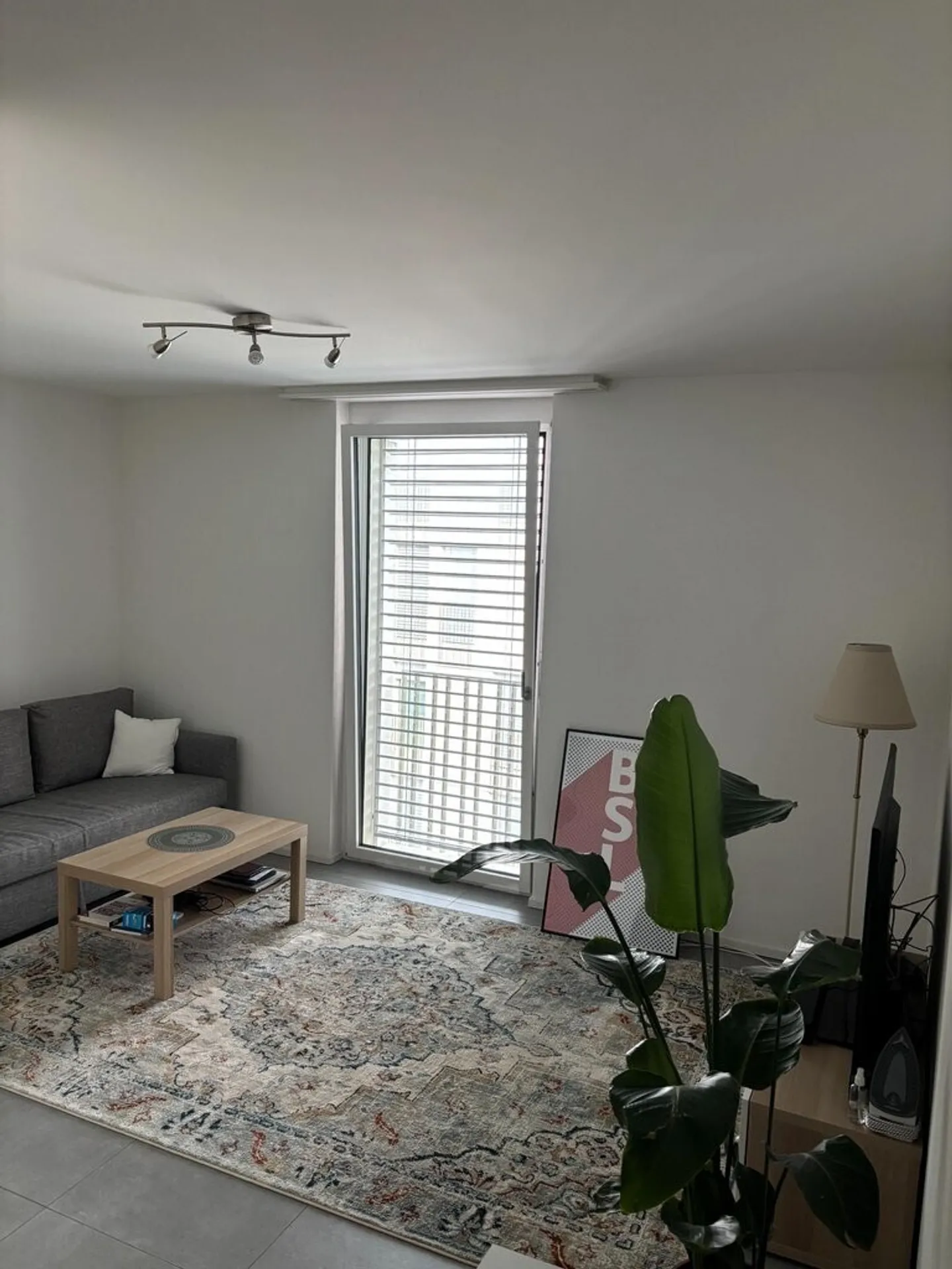 Studio in the Jonchets district - Photo 1 of 8