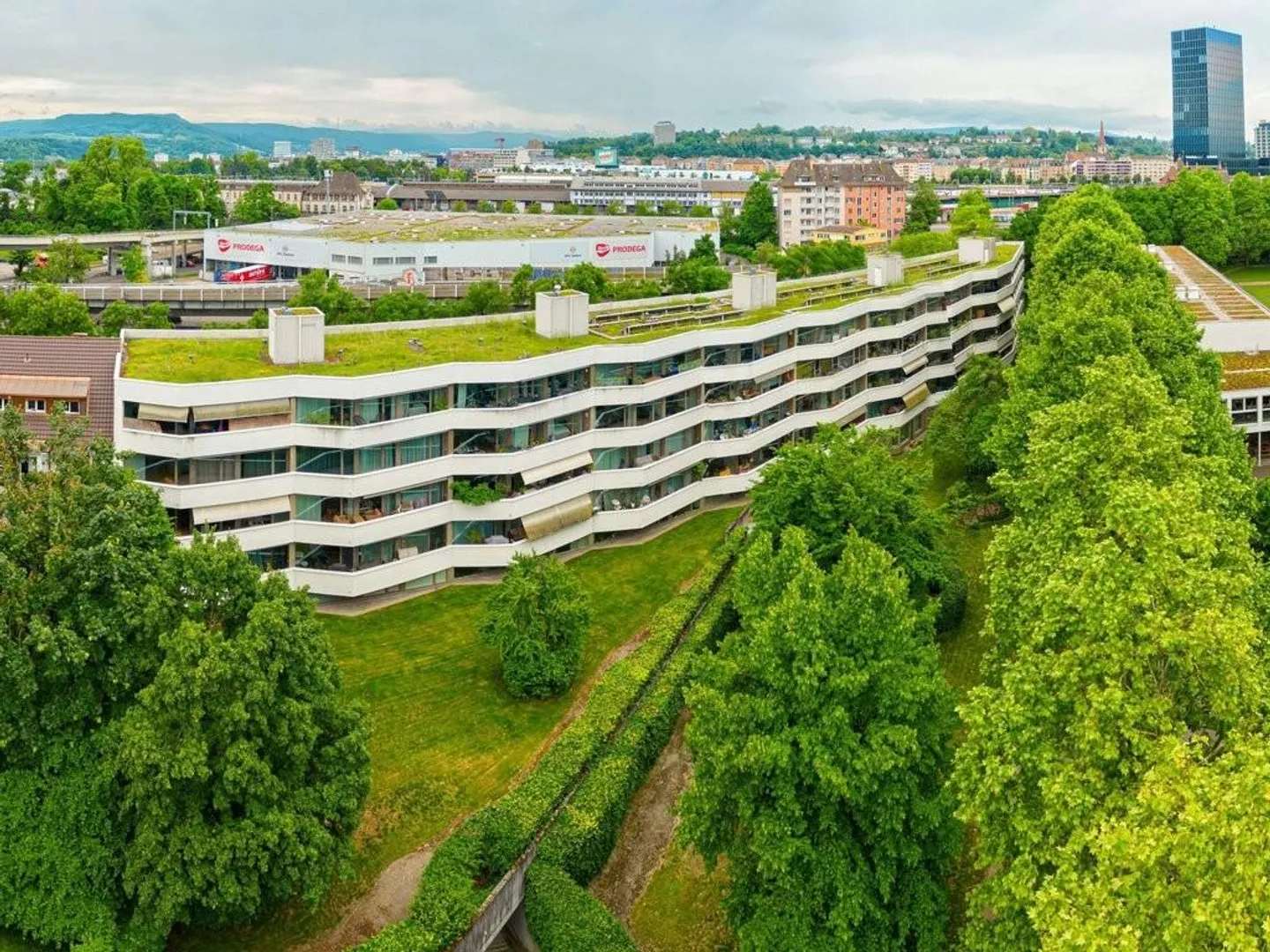 Place de parking recherchée dans le St. Alban-Ring à Bâle ? - Photo 1 sur 1