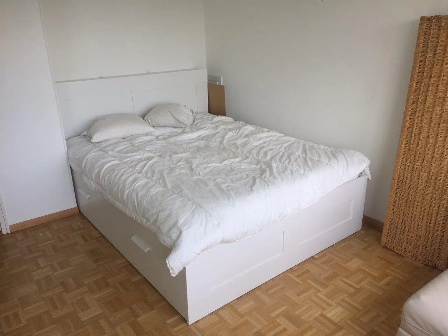 Beautifully renovated residential property - Photo 3 of 6