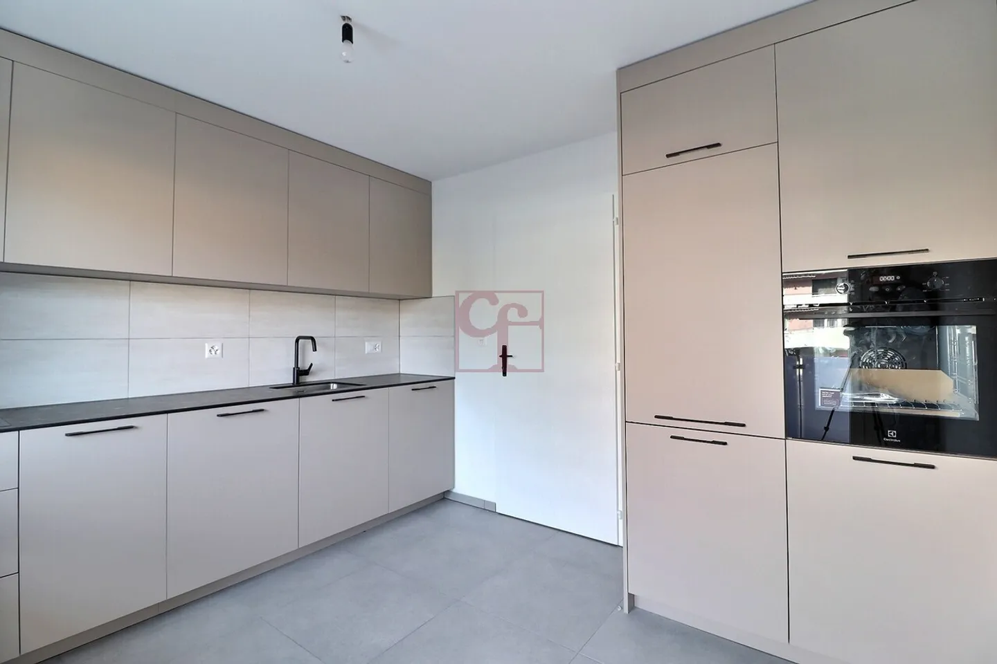 Magnifique appartement 4.5 pièces entièrement rénové  - Photo 3 sur 14