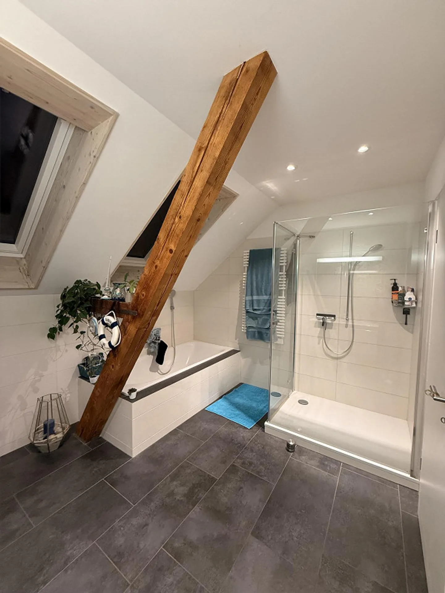 Appartamento attico moderno di 3,5 stanze - Foto 4 di 11