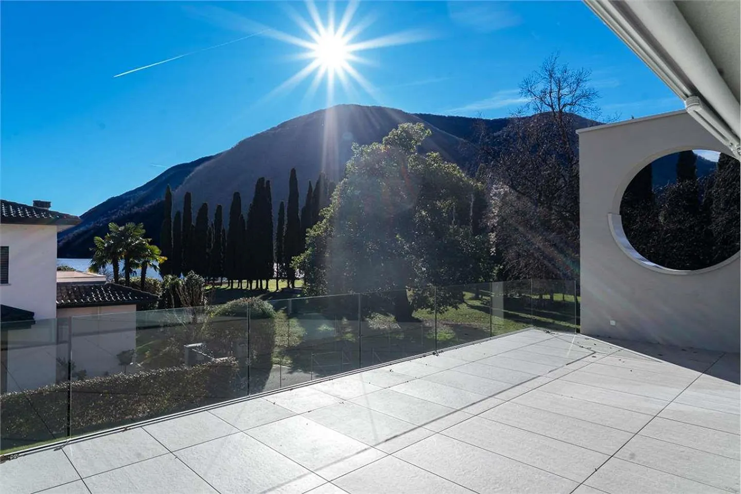 Maroggia: 4,5 Zimmer mit Seeblick - Residenza Marmel - Foto 3 von 8