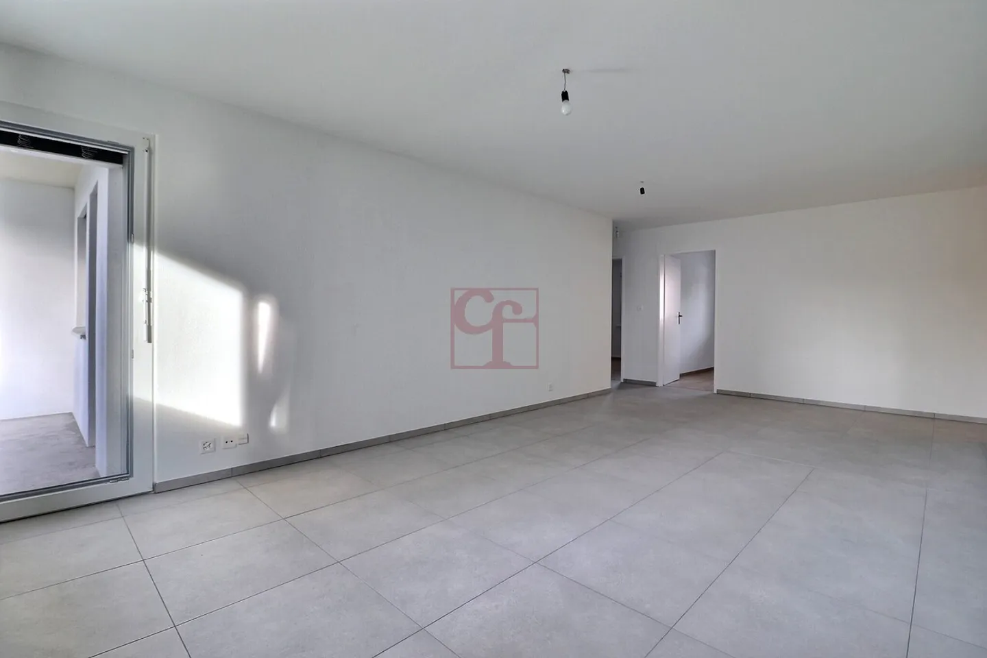 Magnifique appartement 4.5 pièces entièrement rénové  - Photo 8 sur 14