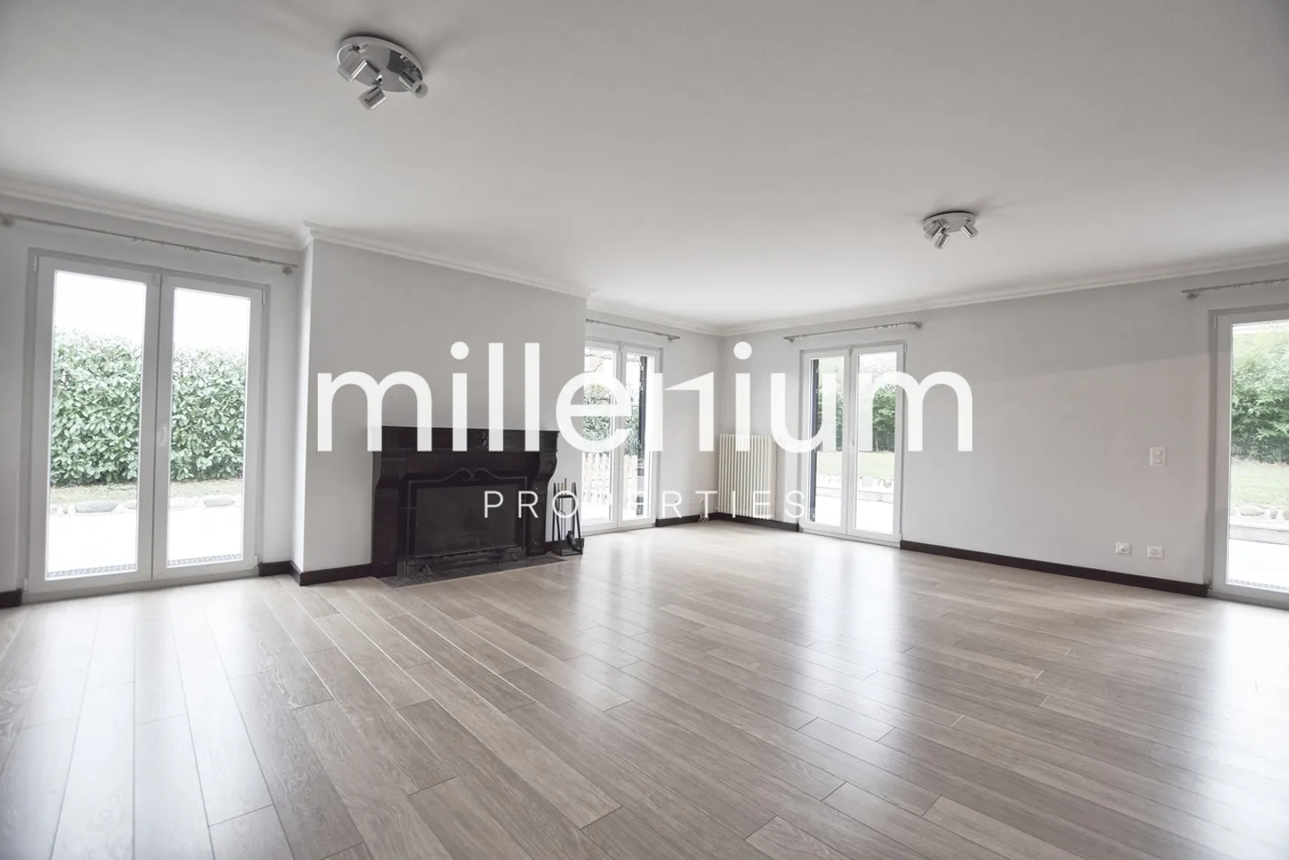 Charmantes Haus mit Studio - Foto 3 von 8