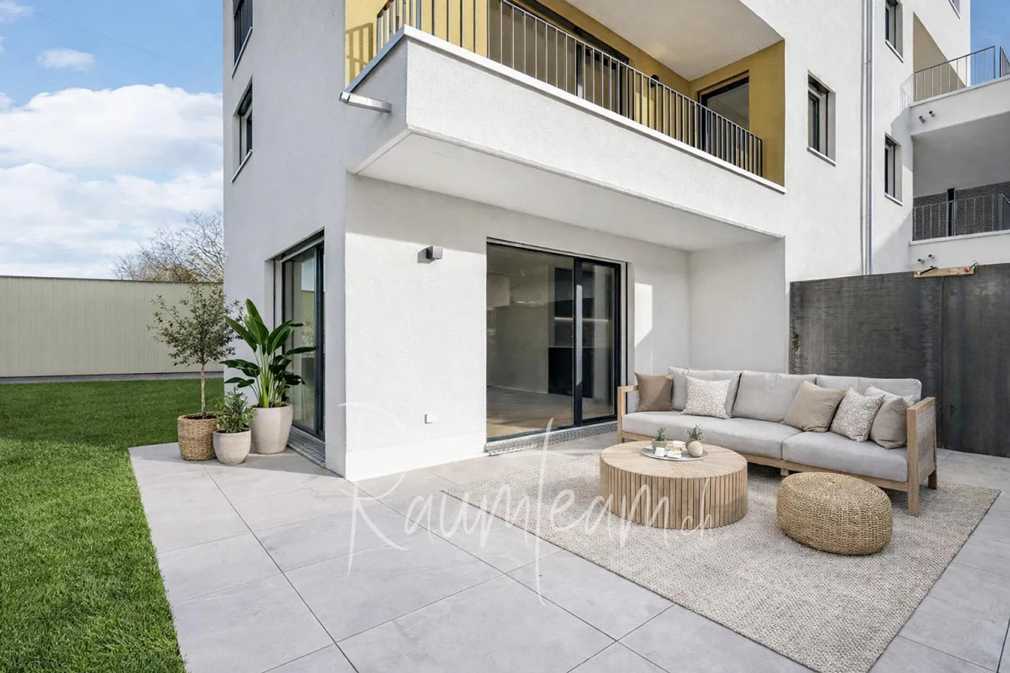 Prêt à emménager : maison individuelle de 4,5 pièces avec jardin - Photo 1 sur 13