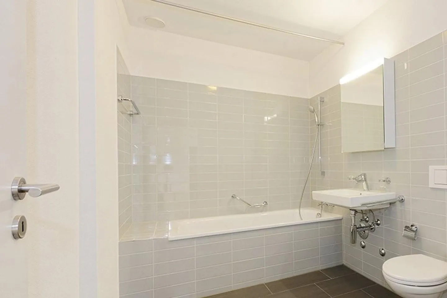 Spacious, Modern, Bright - The Ideal Living Solution! - Photo 6 of 6