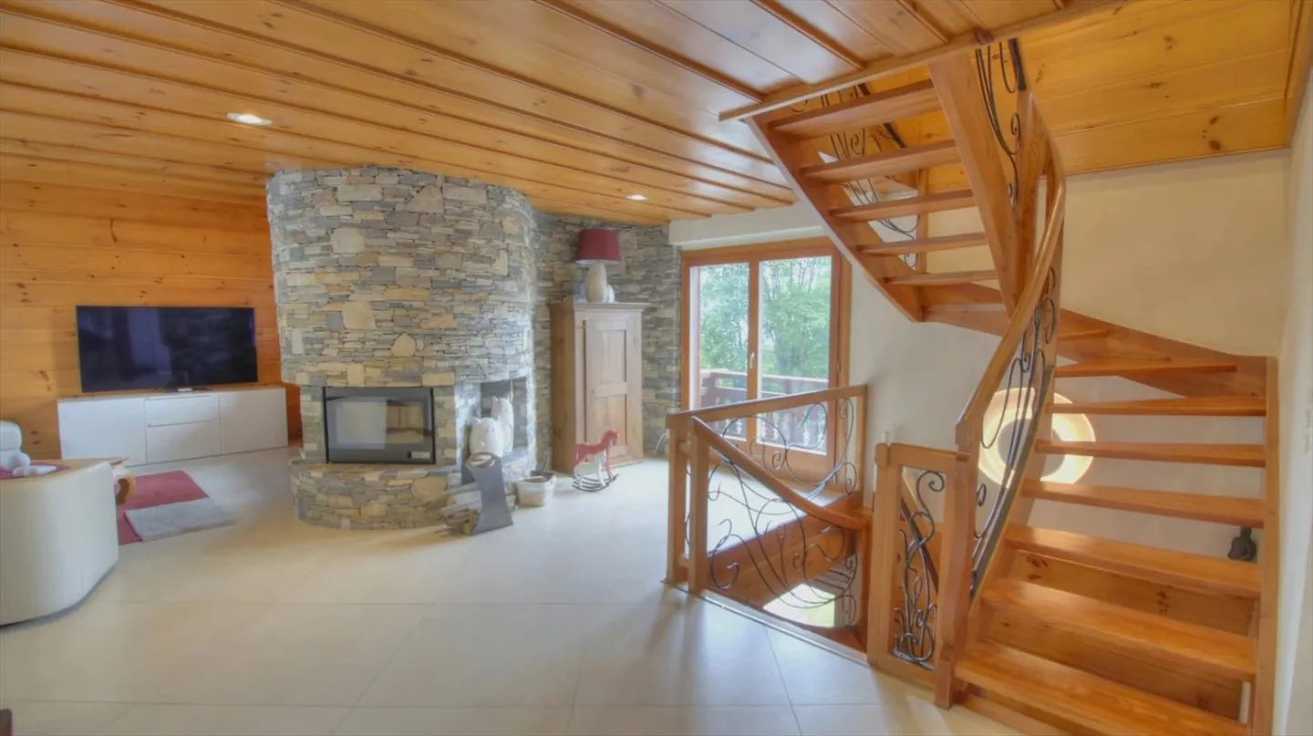 Magnifico chalet singolo con 7,5 camere a Choëx - Foto 7 di 13