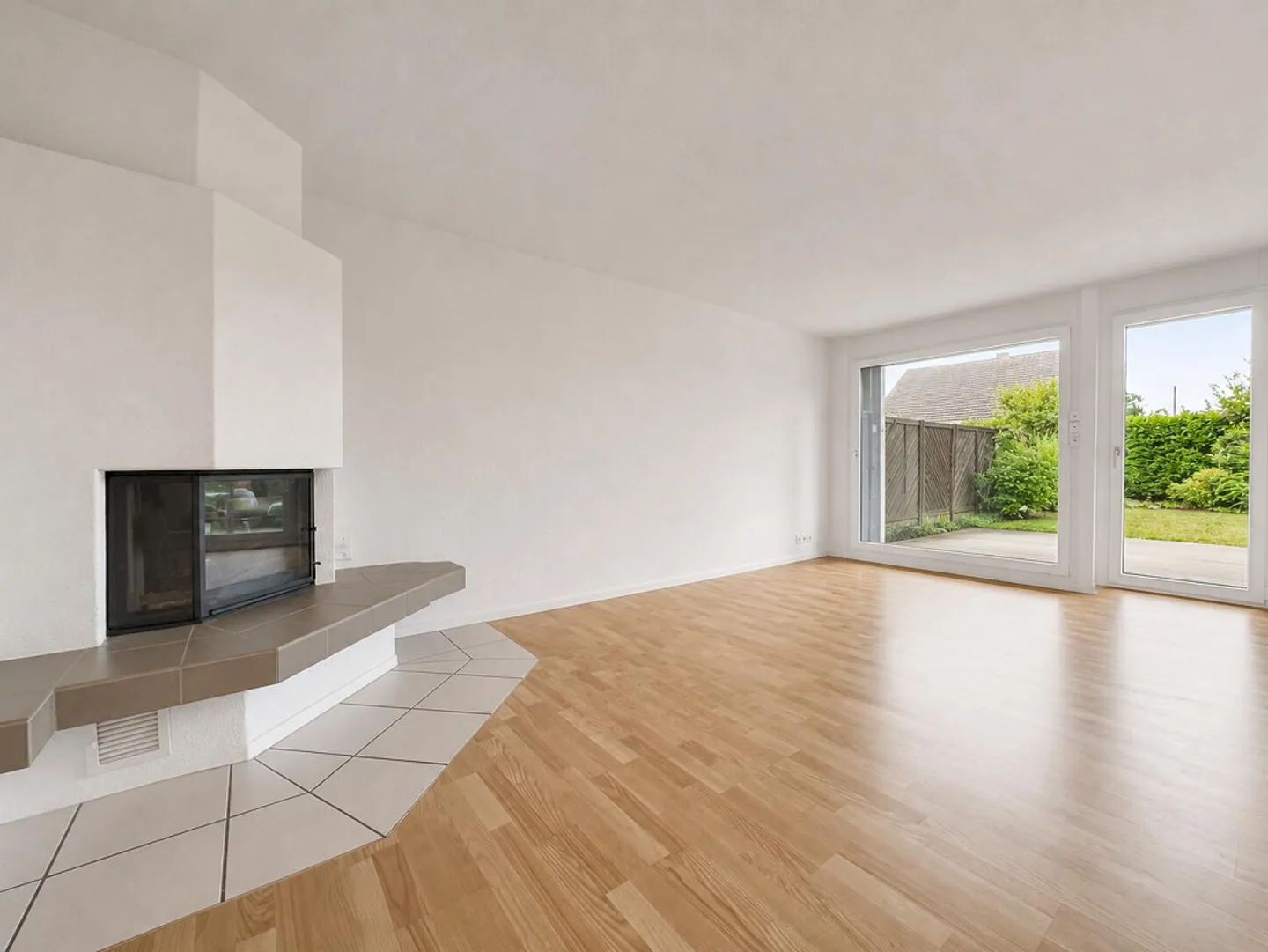 Familienfreundliches Haus mit Garten - Foto 1 von 11