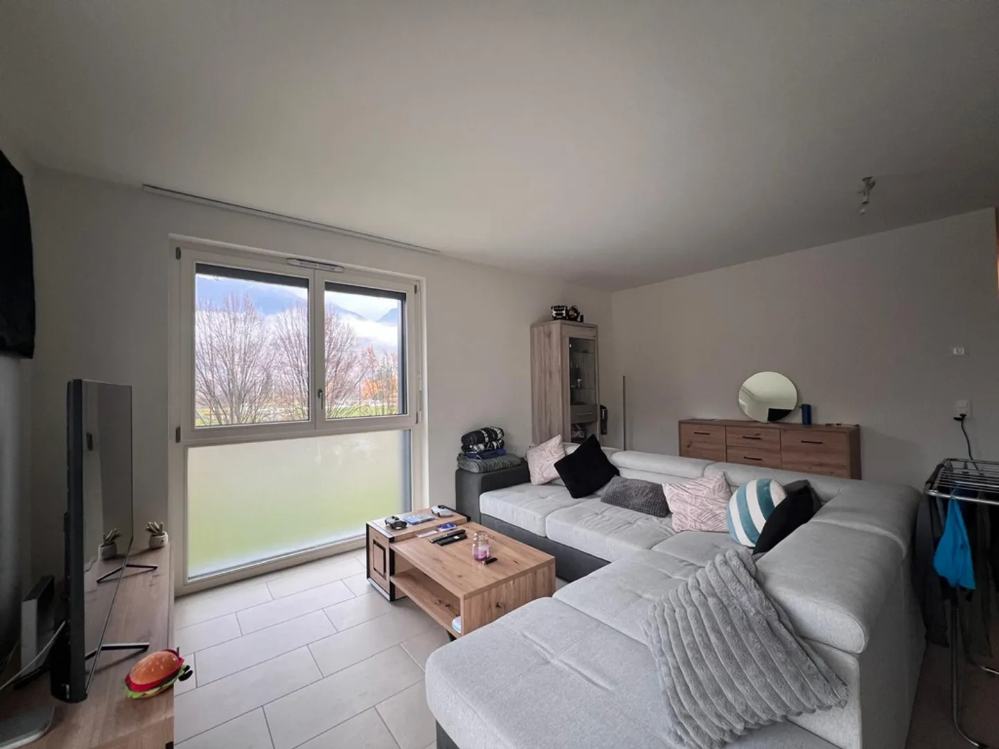 Apartment for rent - Photo 1 of 6