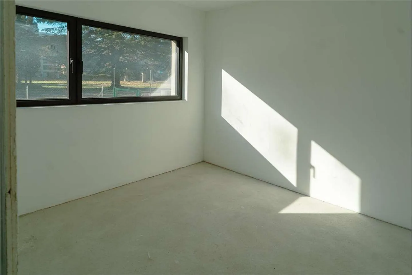 Maroggia wunderschöne 3.5 Zimmer mit privatem Garten nur wenige Schritte vom See entfernt - Foto 10 von 13