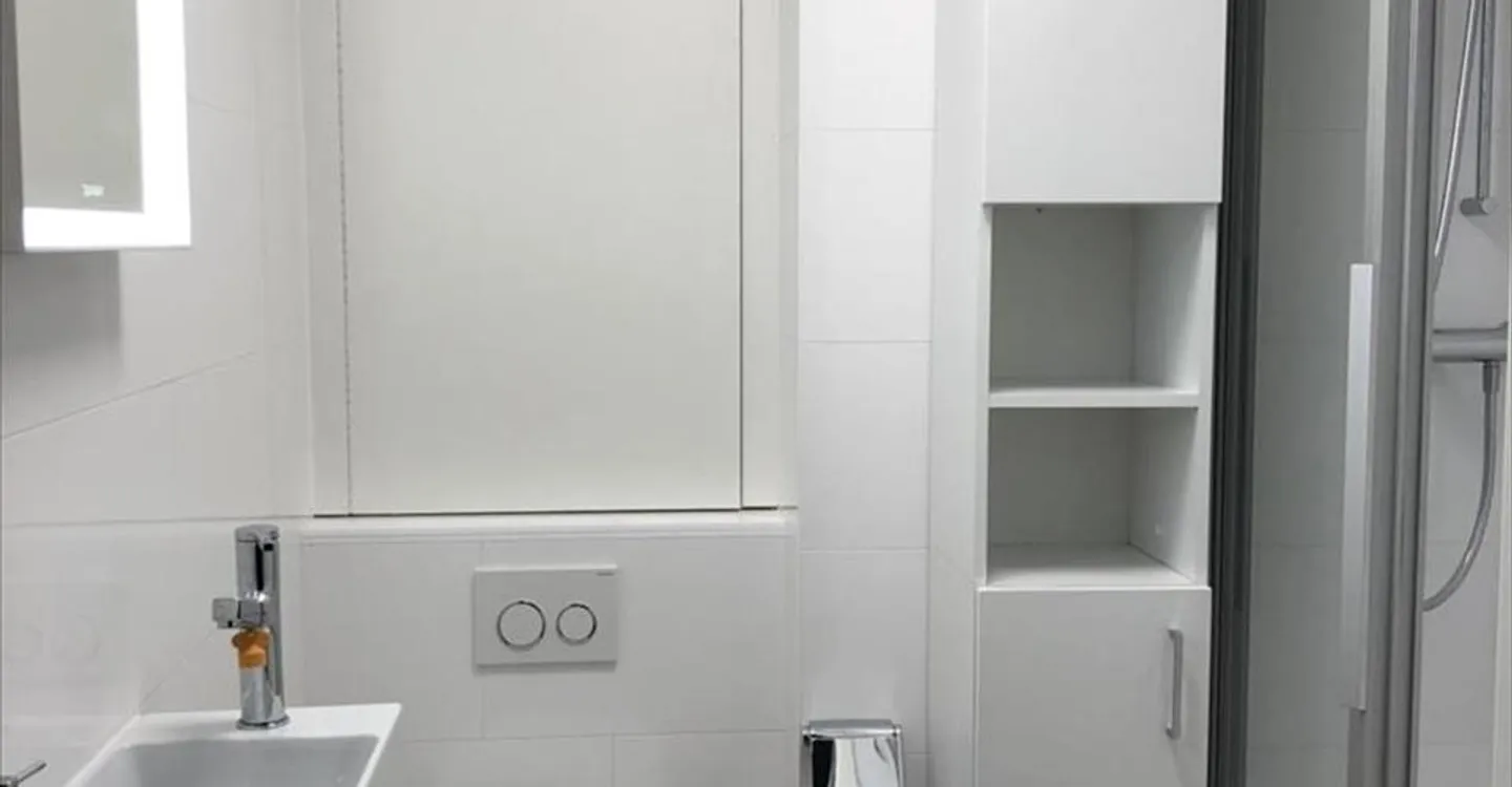 Spazio ufficio in affitto - Foto 5 di 5