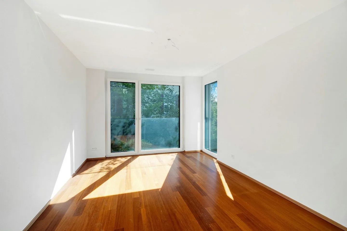Vue Panoramique Rencontre Confort de Vie - Votre Nouveau Foyer à Höngg - Photo 13 sur 13