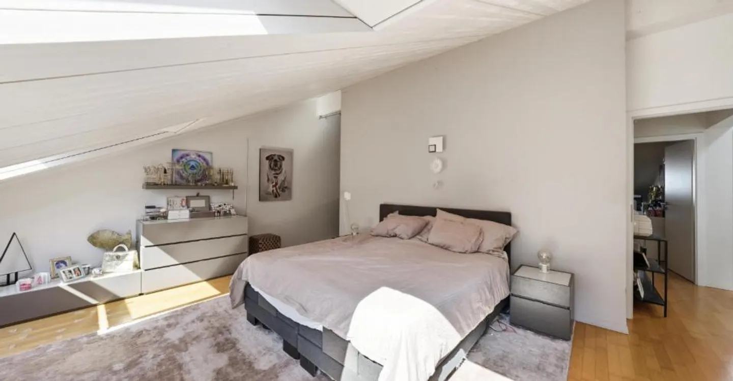 Beautiful penthouse duplex with 5.5 rooms in Bursinel - Photo 11 of 11