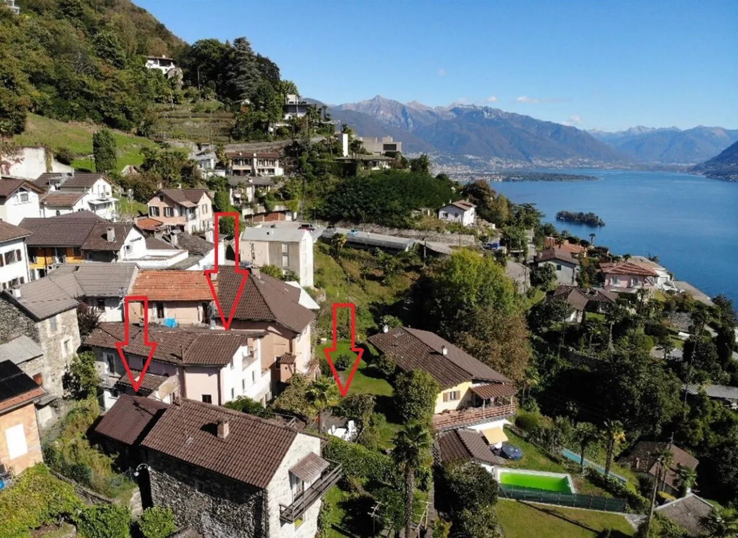 RESIDENZA SECONDARIA - Casa plurifamiliare con monolocale, appartamento di 4 1/2 locali,  stalla e casetta di 2 camere  | ZWEITE WOHNSITZ - Mehrfamilien Haus mit Studio, 4 1/2 Zimmer Wohnung, Stall und 2 Zimmer Häuschen - Foto 3 von 9