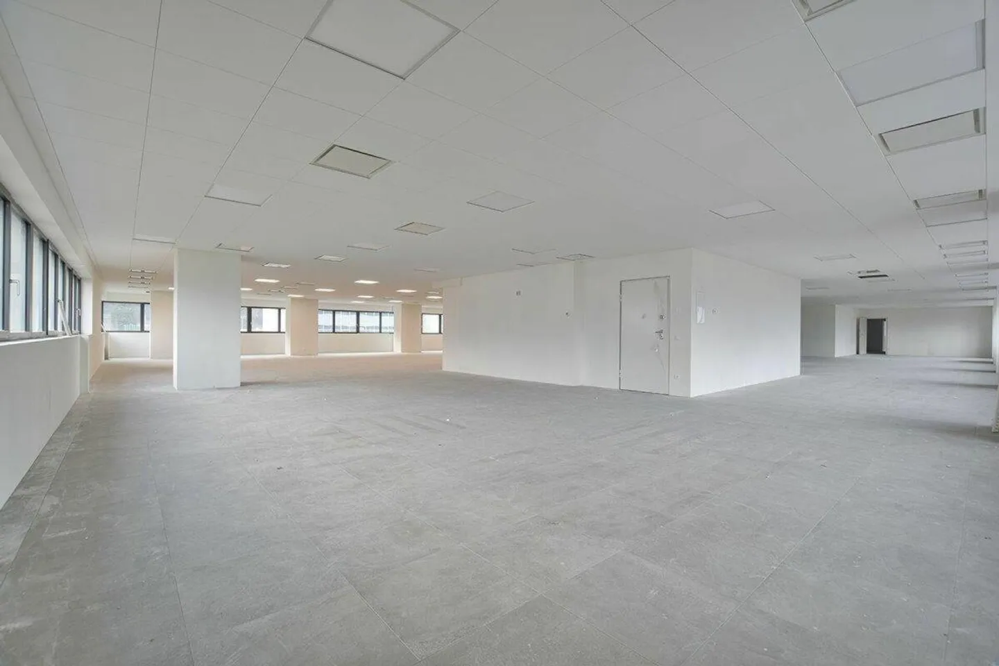 Modular commercial spaces in a strategic area - Photo 4 of 9