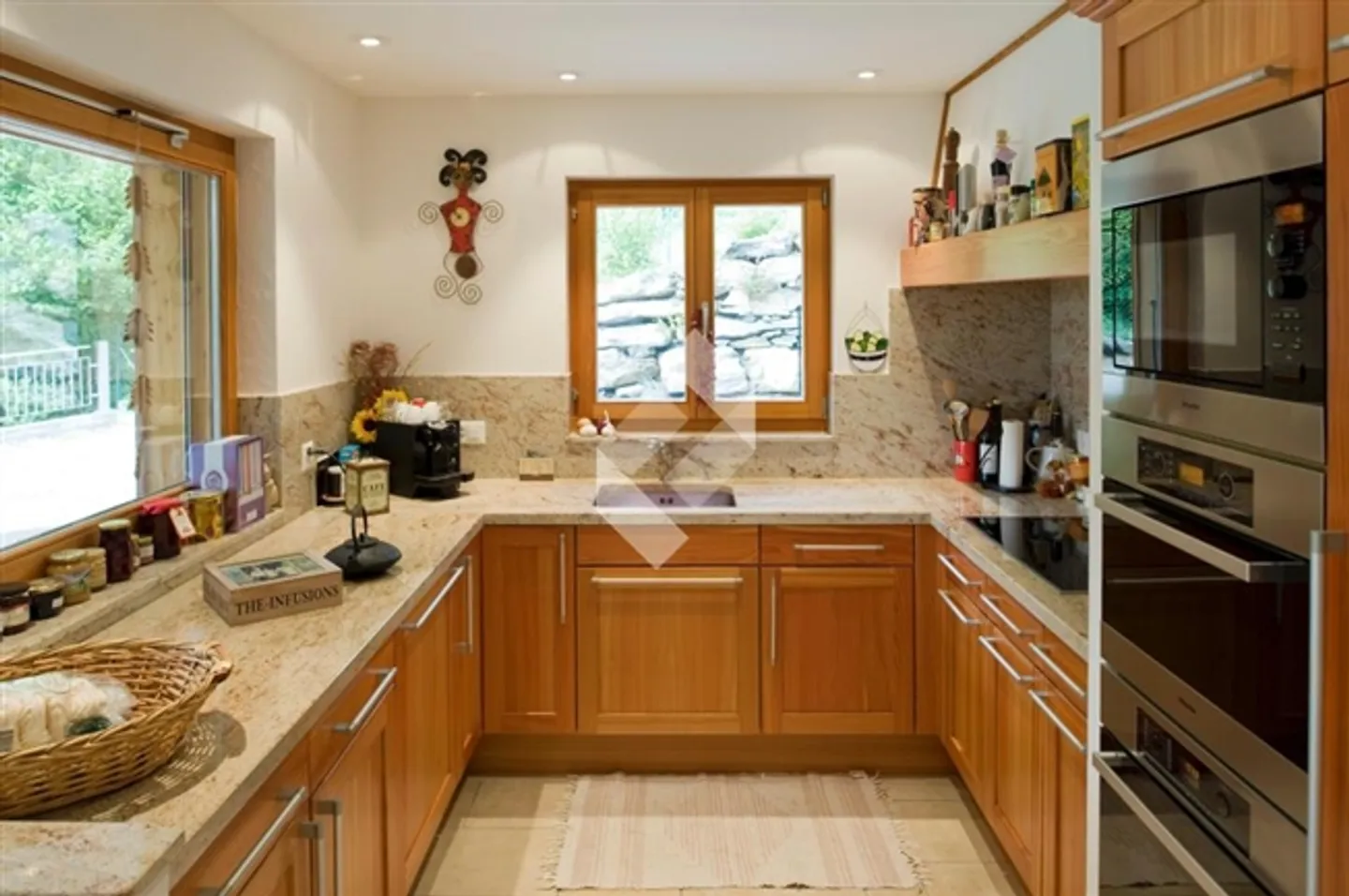 High-Quality Chalet in the Mountains - Photo 9 of 13