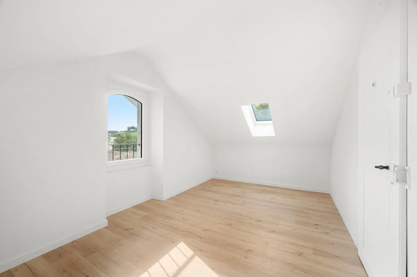 Opportunity: Completely Renovated Building - Photo 11 of 11