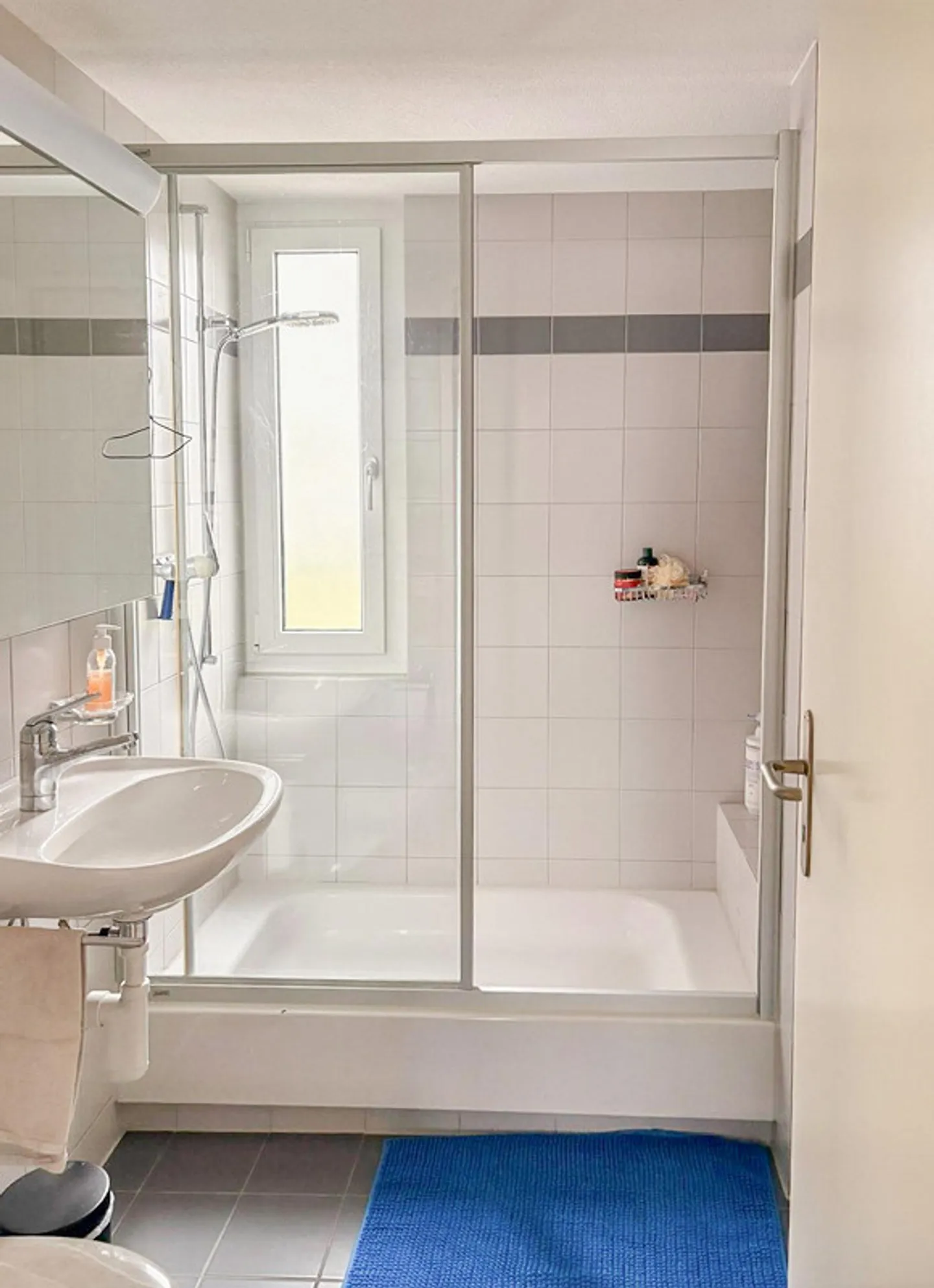 Grosszügige Wohnung in ruhiger Lage - Foto 7 von 7