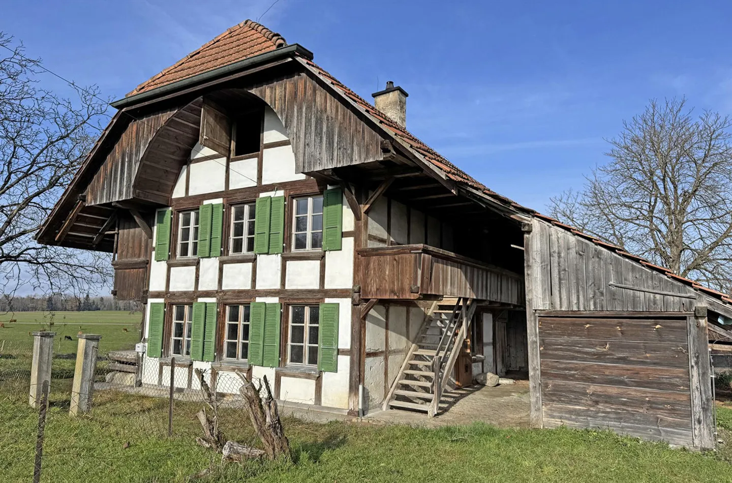 Sanierungsbedürftiges Bauernhaus - Foto 1 von 13