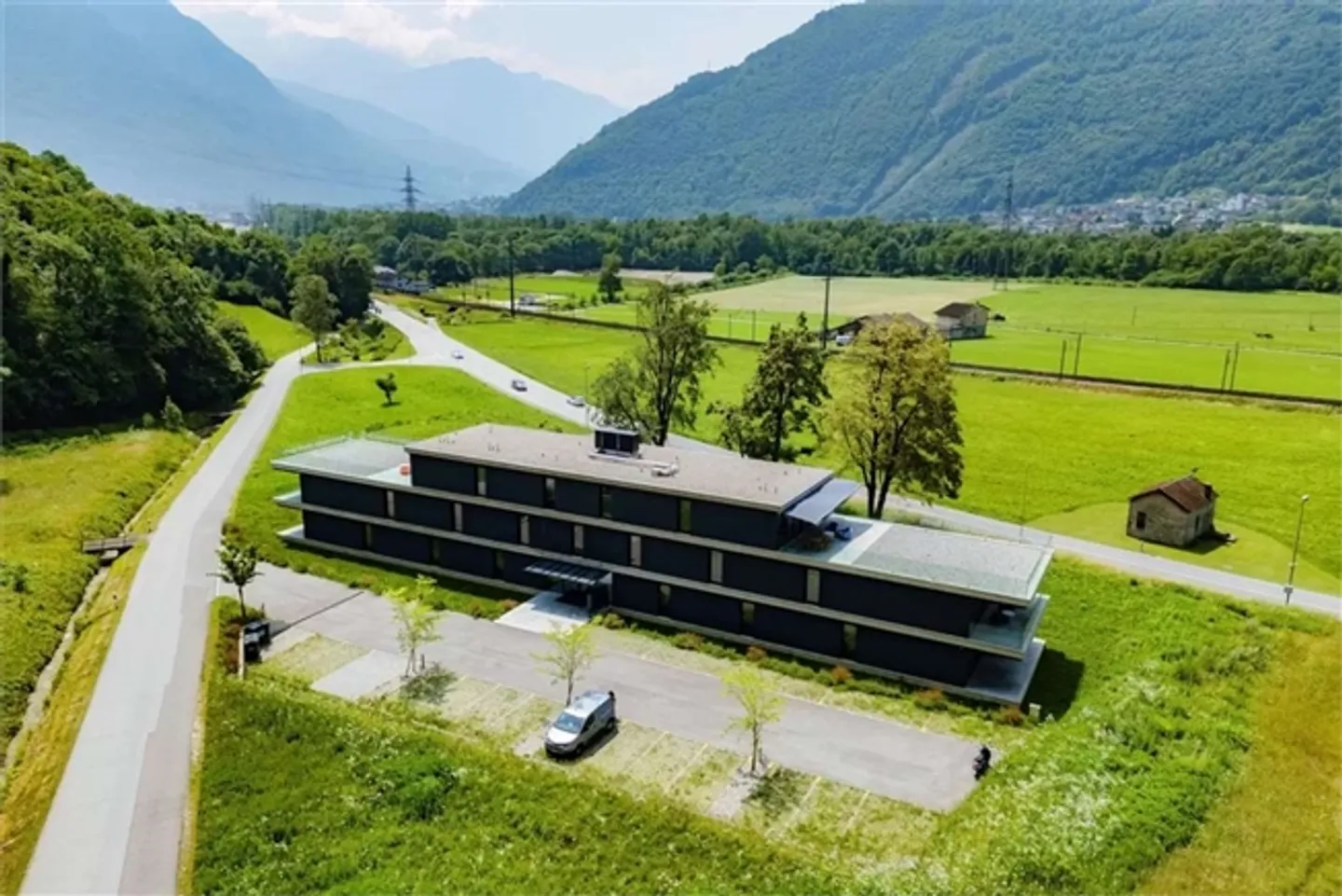 APPARTAMENTO 2,5 STANZE CON GIARDINO PRIVATO - INVESTIMENTO O APPARTAMENTO PER VACANZE - Foto 7 di 16