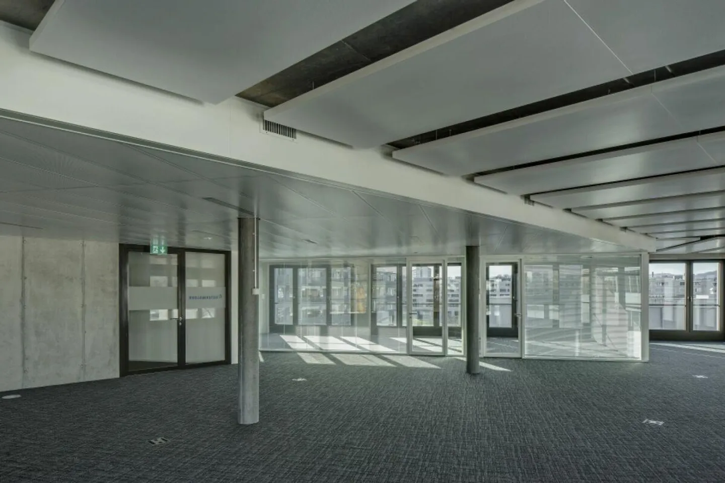 OSTERWALDER TOWER - Representative Office Spaces - Photo 2 of 15