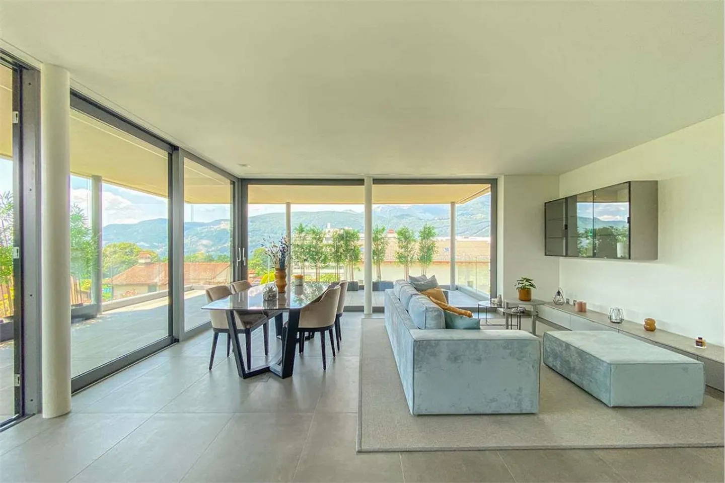 Comano: modern 3.5 room luxury apartment with large terrace - Photo 1 of 10