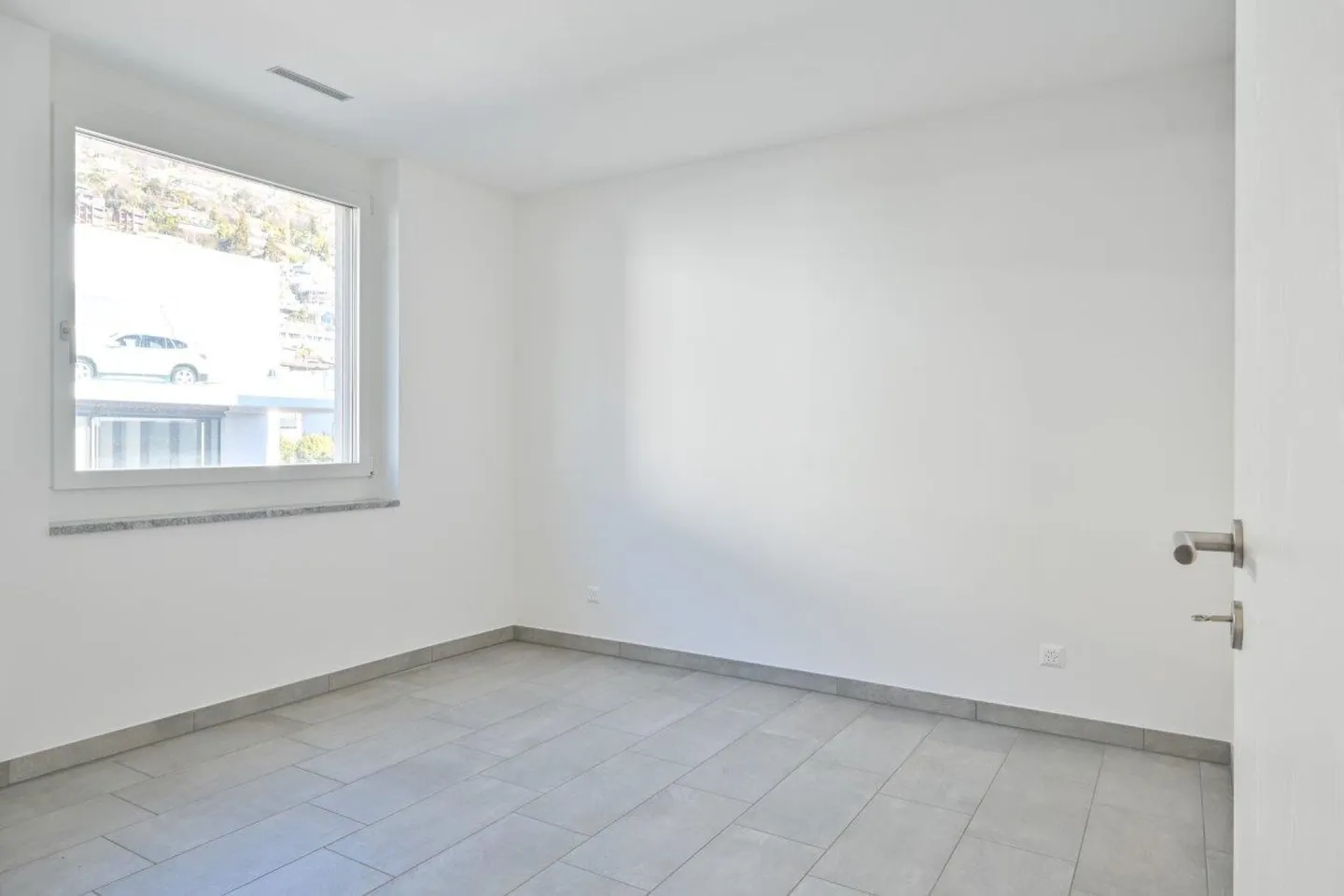 Bel appartement dans un emplacement central et stratégique - Photo 7 sur 12