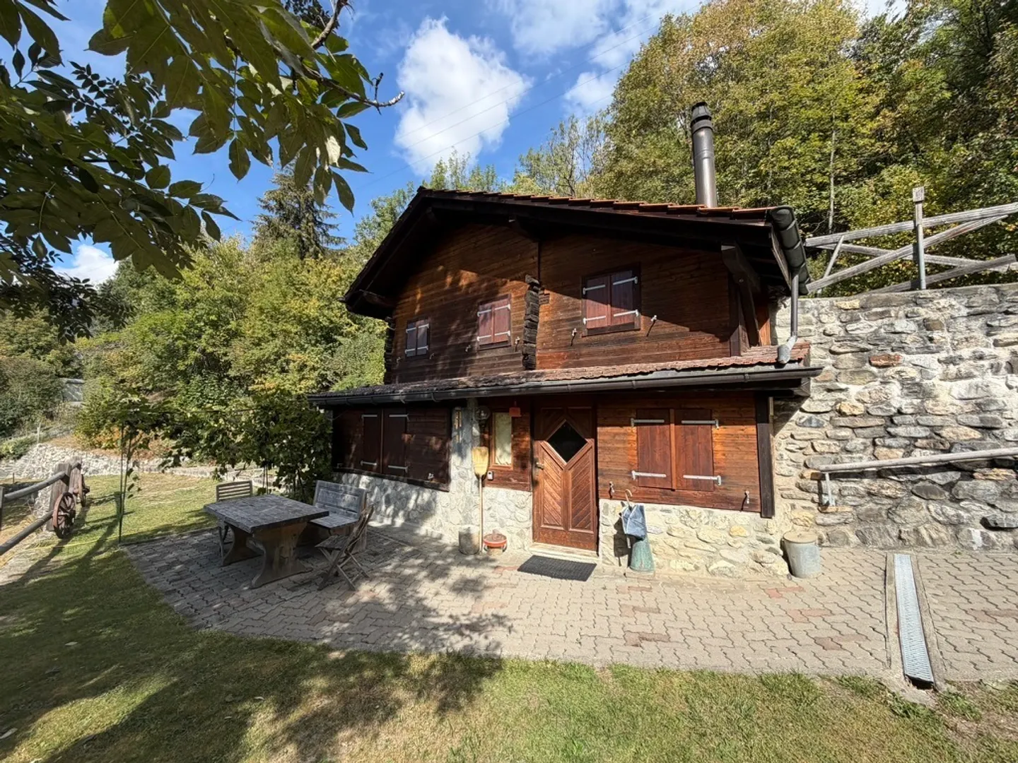 Chalet in Sunny Diablay - Photo 1 of 8