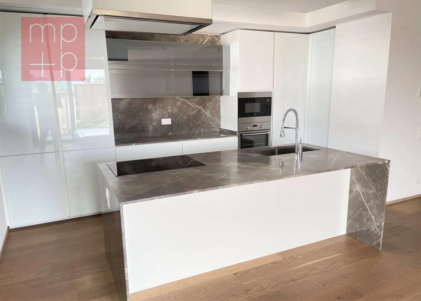 Penthouse mit Dachgarten in Pregassona - Foto 2 von 8