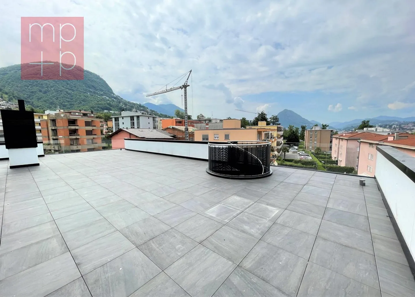 Penthouse mit Dachgarten in Pregassona - Foto 3 von 8
